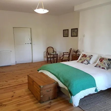 Bed & Breakfast L'airial De Larroque *