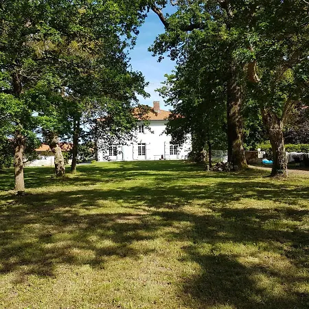 L'airial De Larroque Bed & Breakfast Soustons